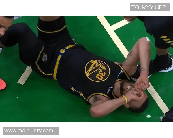 库里谈腿部恢复情况疼痛和耐受力仍需克服