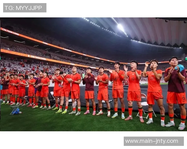 国足新名单聚焦年轻化与稳定性本月赴阿联酋进行拉练备战